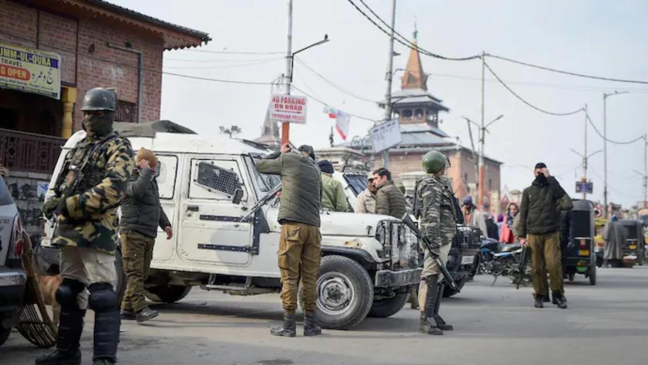 Jammu & Kashmir has turned into a 'tourist hotspot from terrorist hotspot': MHA report 
